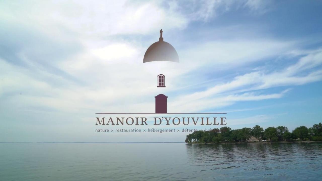 Manoir D'Youville Chateauguay Heights Bagian luar foto